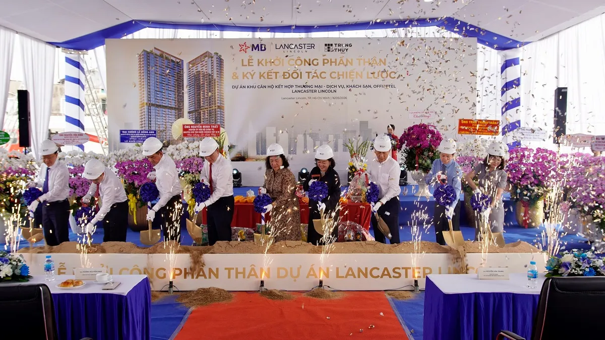 Lễ Tái Khởi Động Phần Thân Lancaster Lincoln Nguyễn Tất Thành Quận 4
